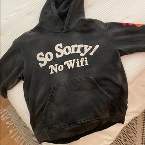 MADHAPPY SO SORRY NO WIFI SIZE SMALL
